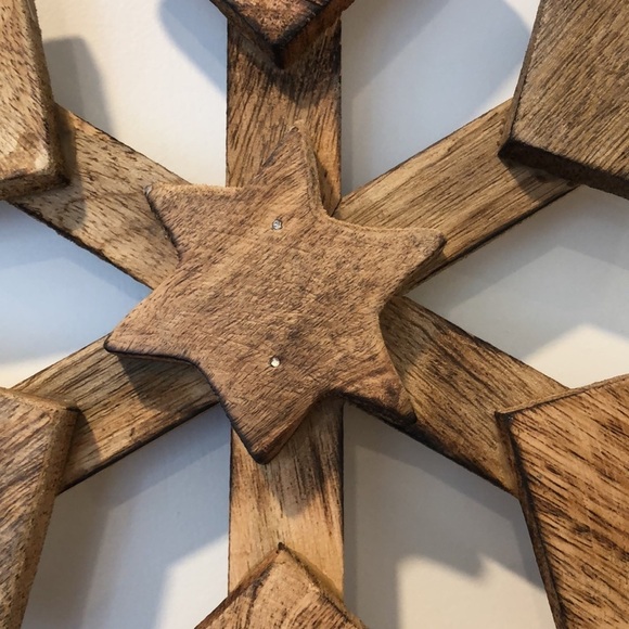 🎄Handmade wooden snowflake wall, decor, stained arrow and star  pattern EUC - Picture 4 of 6